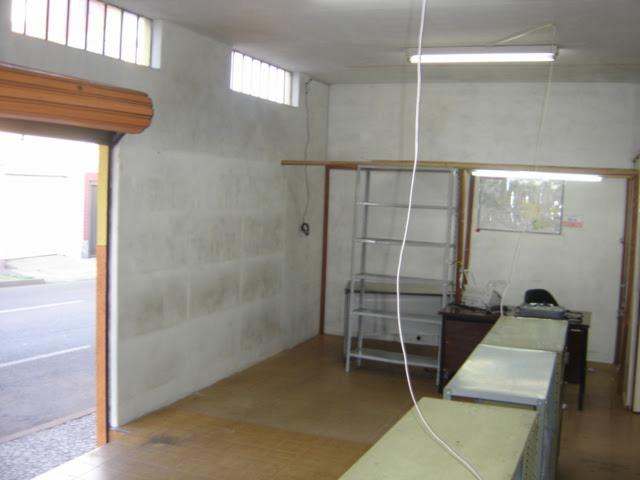 Interior em preparação para a loja